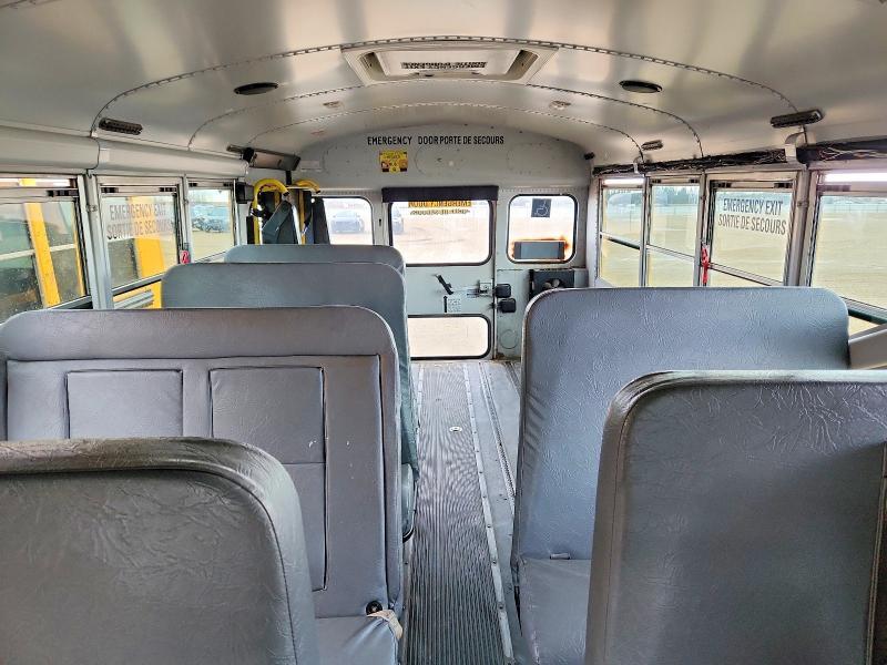 2010 Chevrolet 2010 Thomas Minotour G4500-school bus