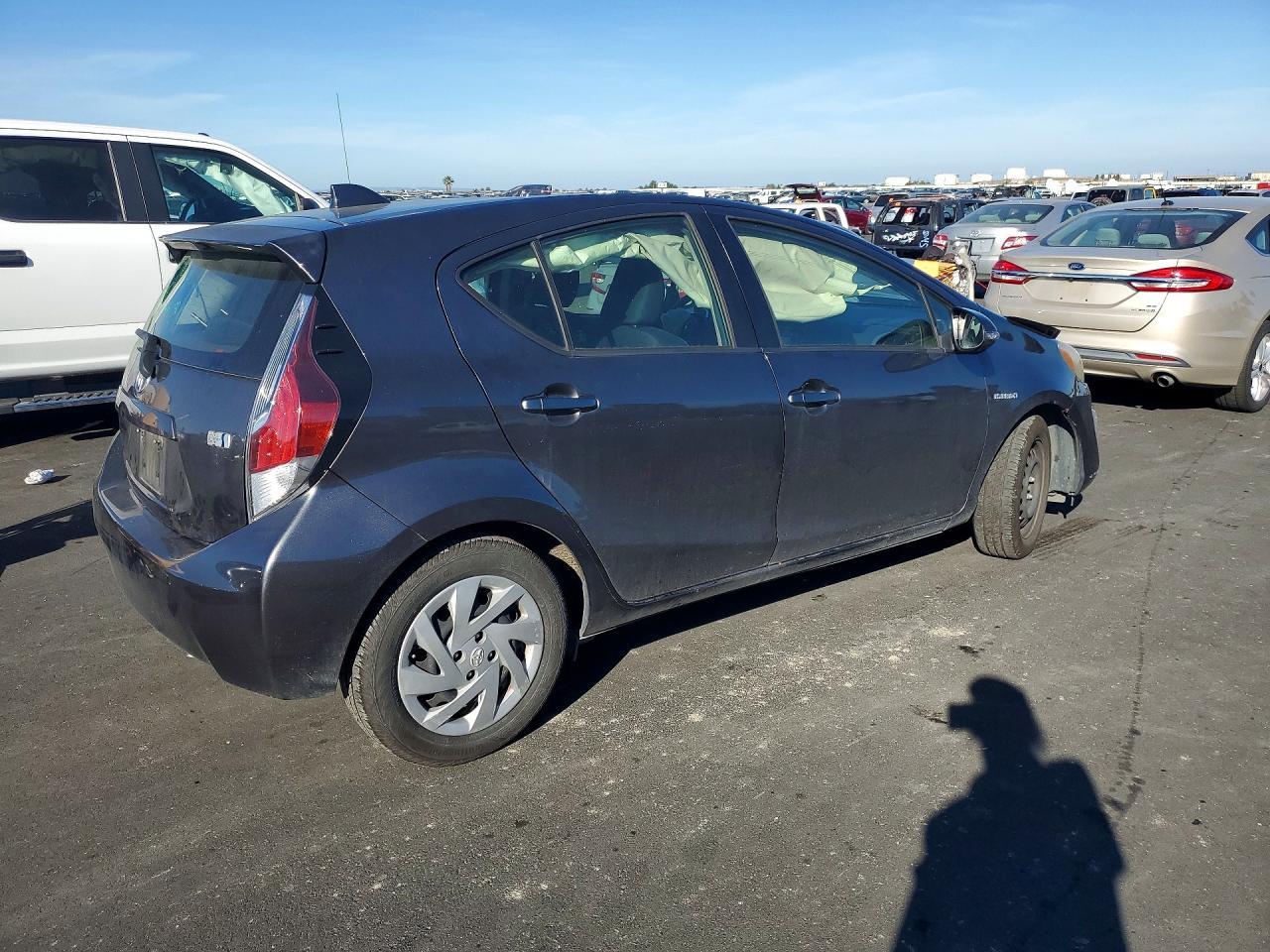 2015 Toyota Prius c two