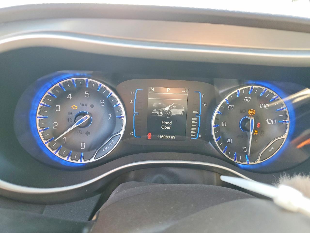 2017 Chrysler Pacifica Touring l