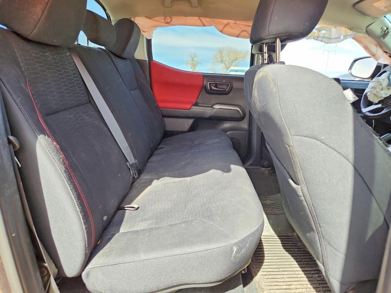 2017 Toyota Tacoma SR5 V6