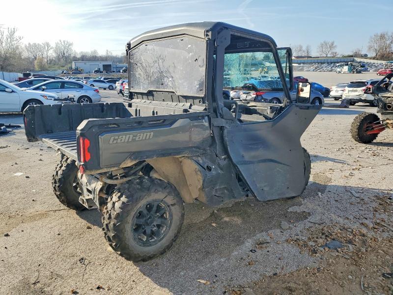2024 Can-Am Defender xt HD7