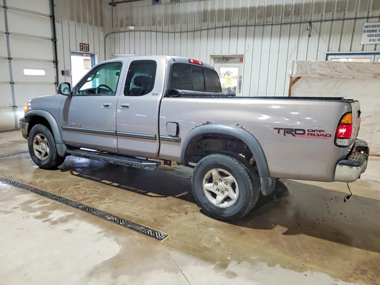 2000 Toyota Tundra SR5