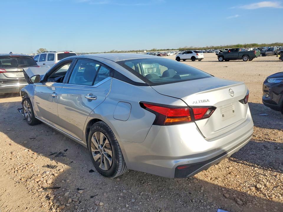 2024 Nissan Altima 2.5 s