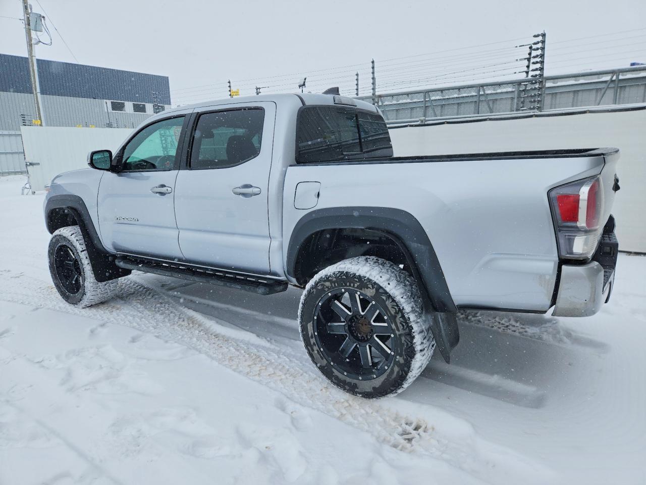2022 Toyota Tacoma SR V6