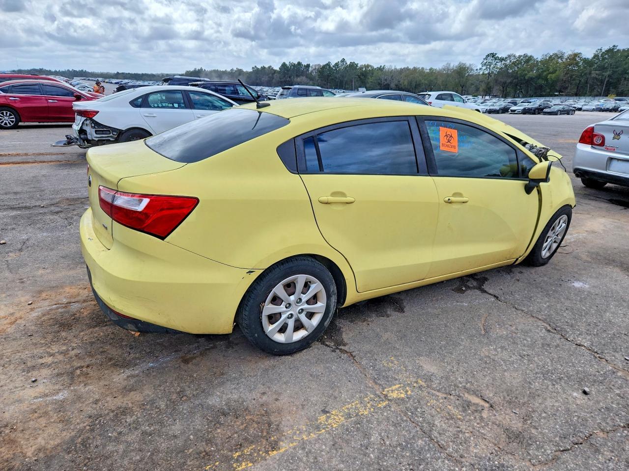 2016 KIA Rio lx