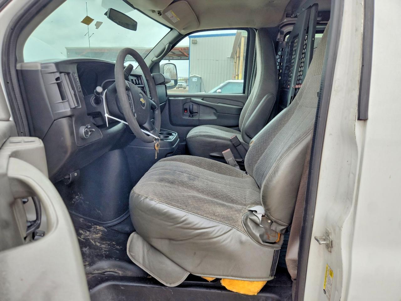 2015 Chev Rolet Express 2500 Cargo EXT Delivery Van