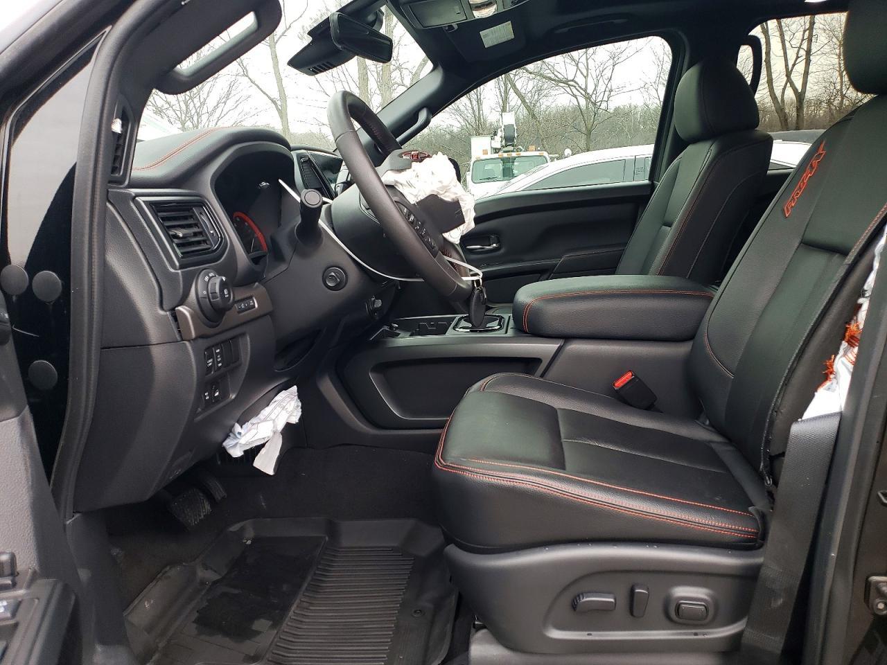 2024 Nissan Titan PRO-4X