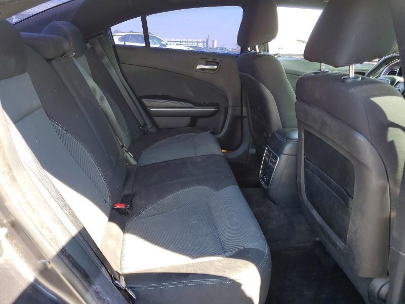 2015 Dodge Charger se