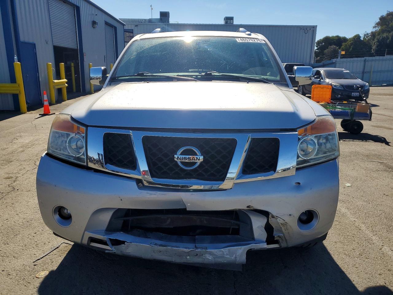 2010 Nissan Armada se