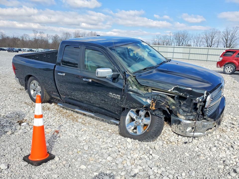 2015 Dodge RAM 1500 SLT
