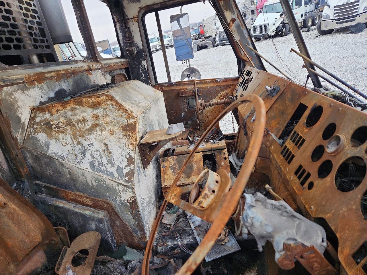 2024 Battle Motors 2024 Battle LET2 Refuse Truck