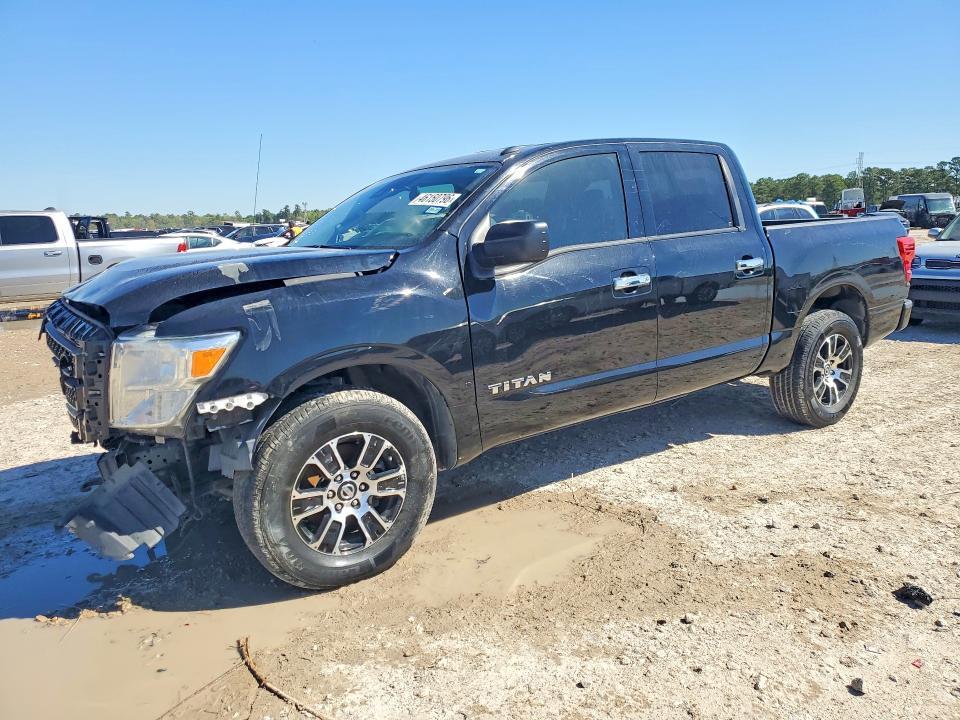 2021 Nissan Titan SV