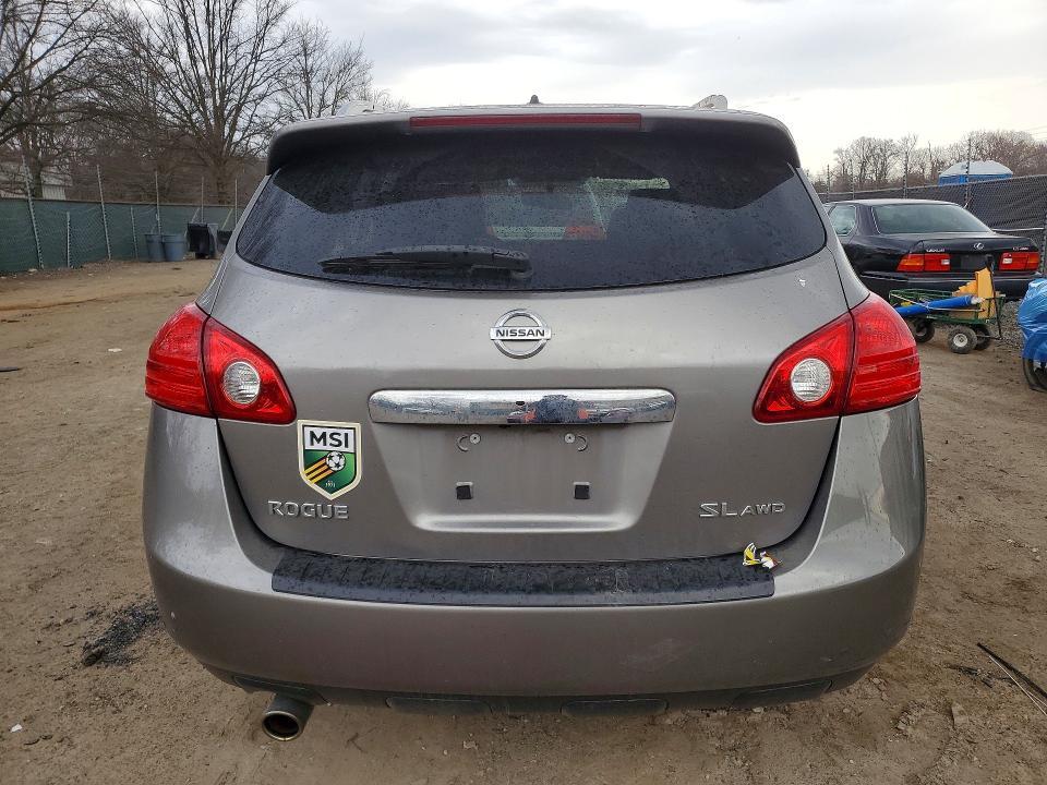2012 Nissan Rogue s