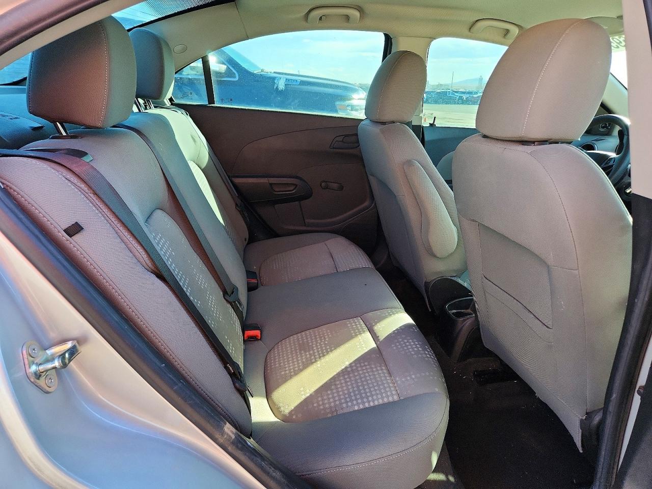 2015 Chevrolet Sonic ls