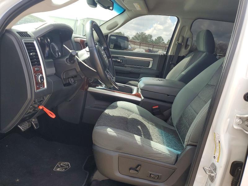 2016 Ram Trucks 1500 slt