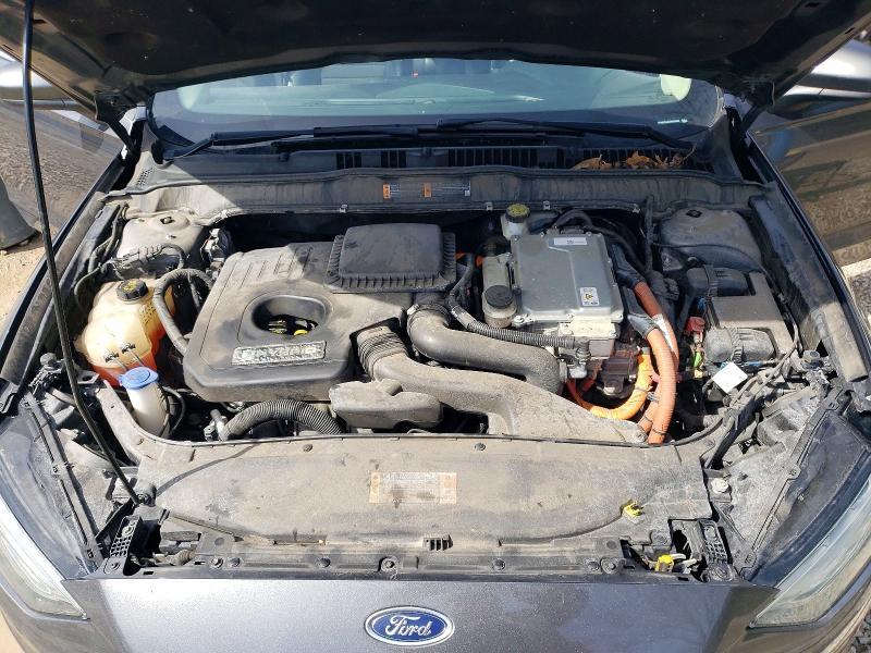 2018 Ford Fusion se Hybrid