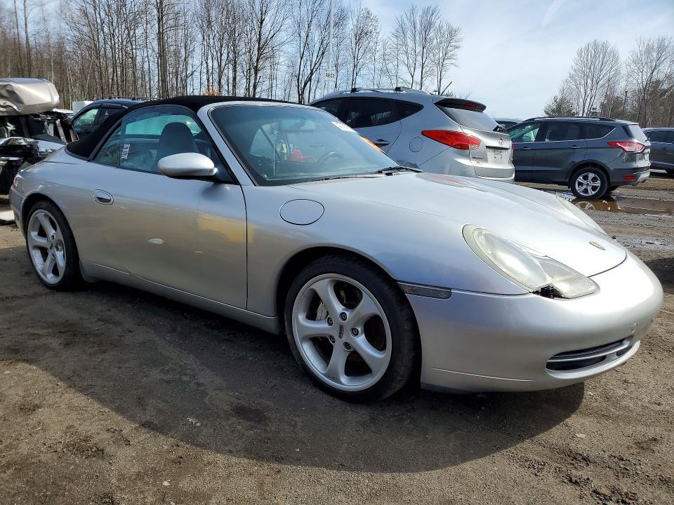 2000 Porsche 911 Carrera 2