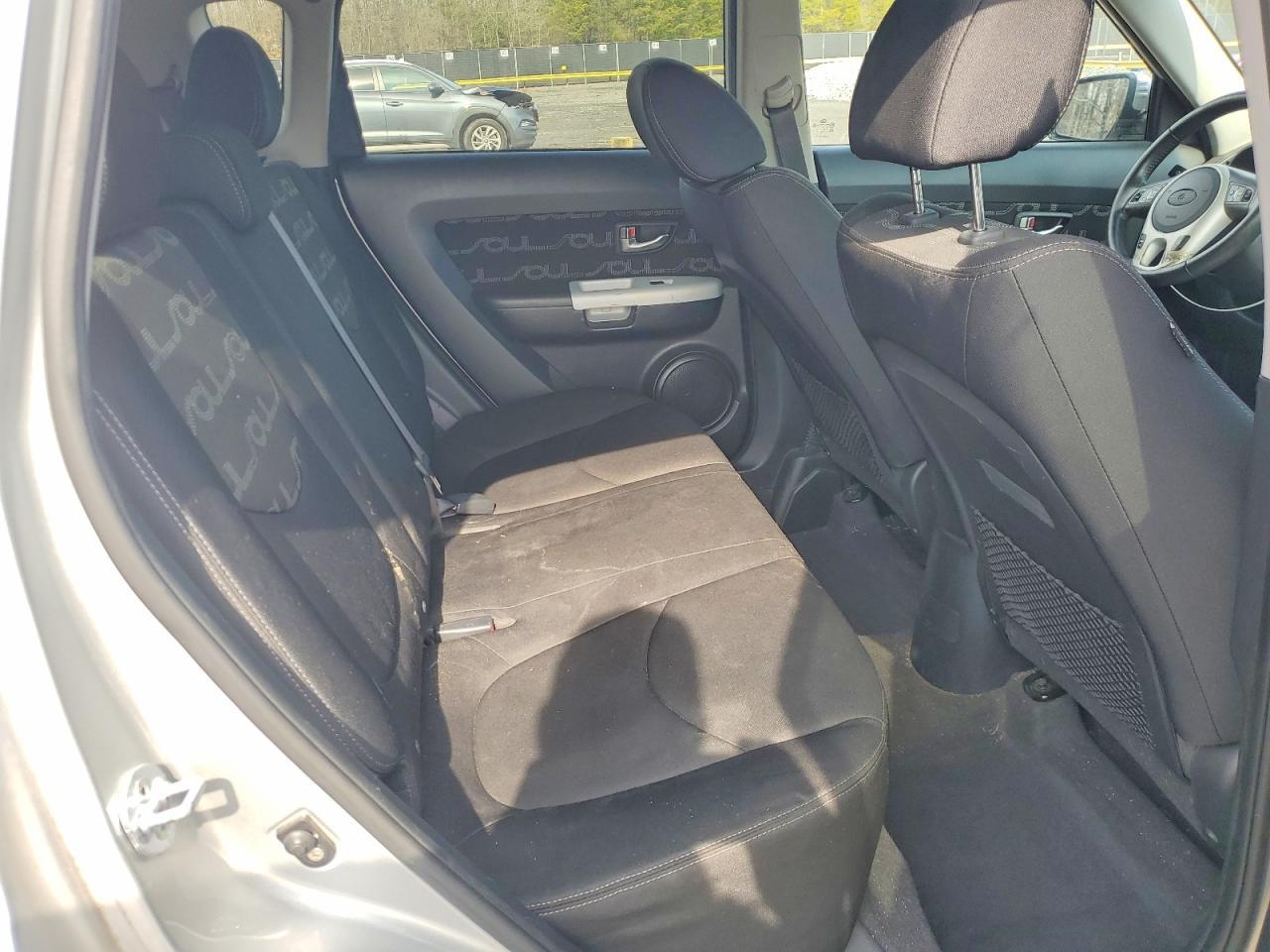 2012 KIA Soul +