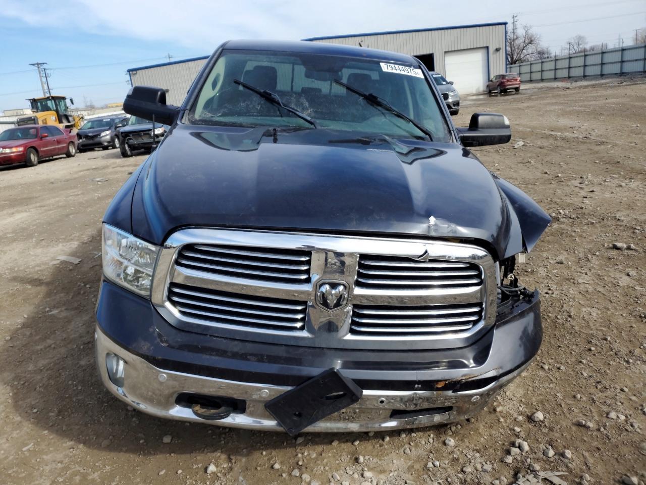 2017 Dodge Ram 1500 slt