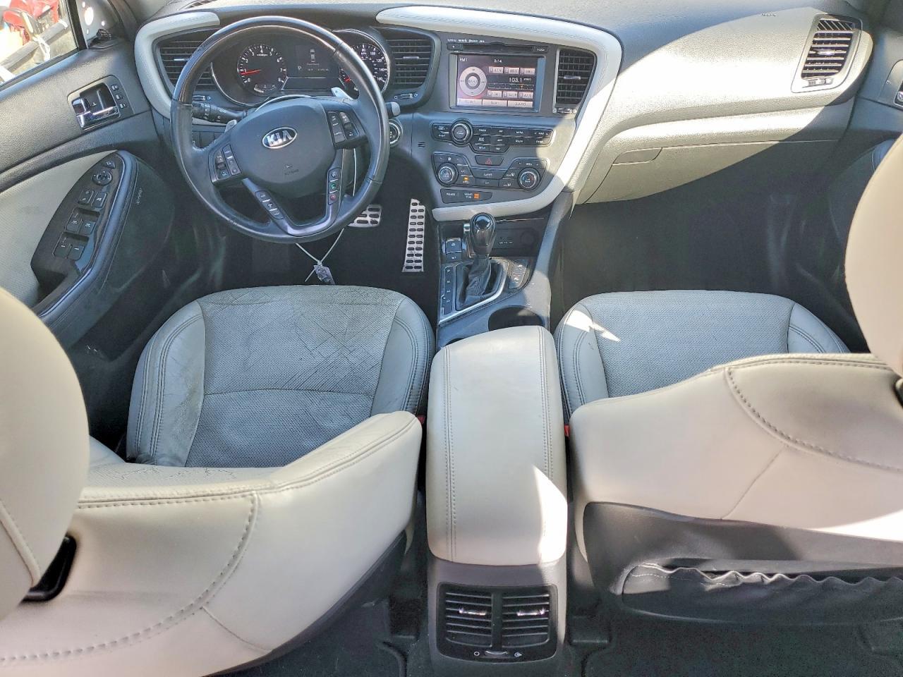 2013 KIA Optima sx