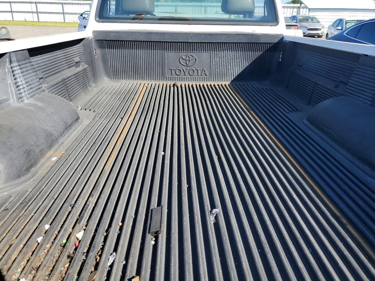 2000 Toyota Tundra Base