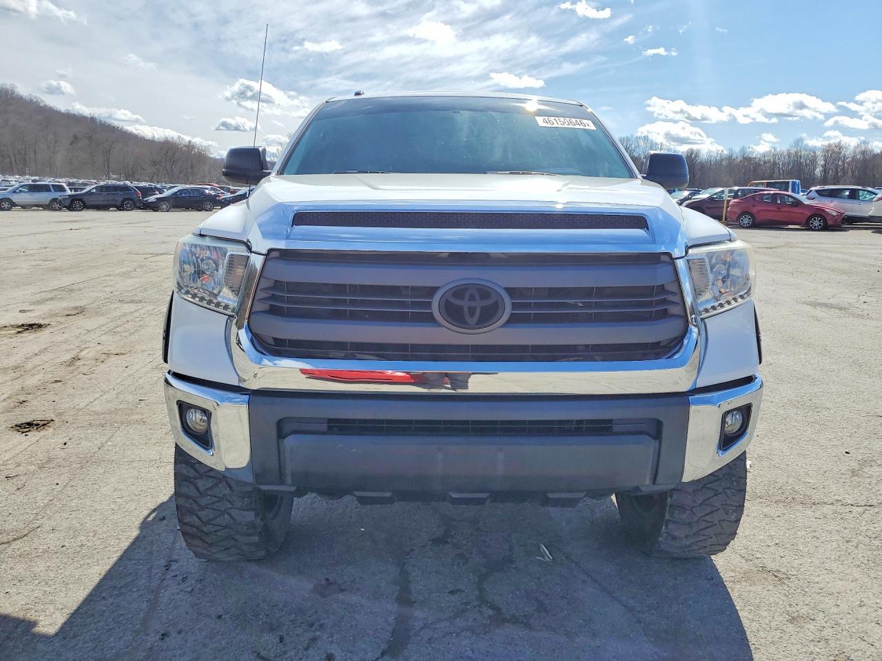 2014 Toyota Tundra SR5