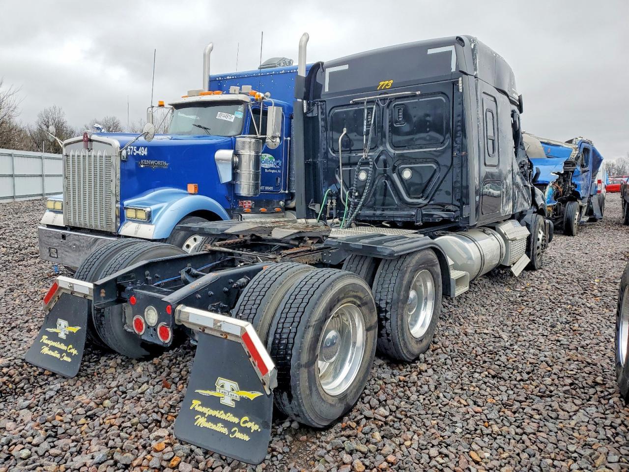 2022 Freightliner Cascadia 126 Semi Truck