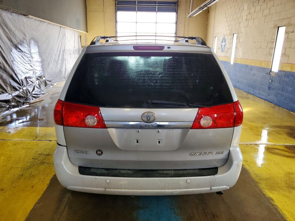 2009 Toyota Sienna Limited