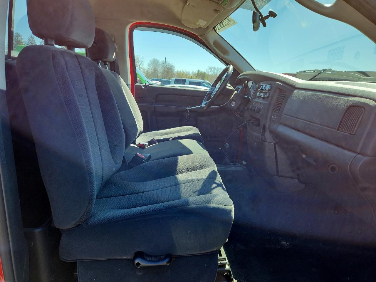 2005 Dodge RAM 2500 ST