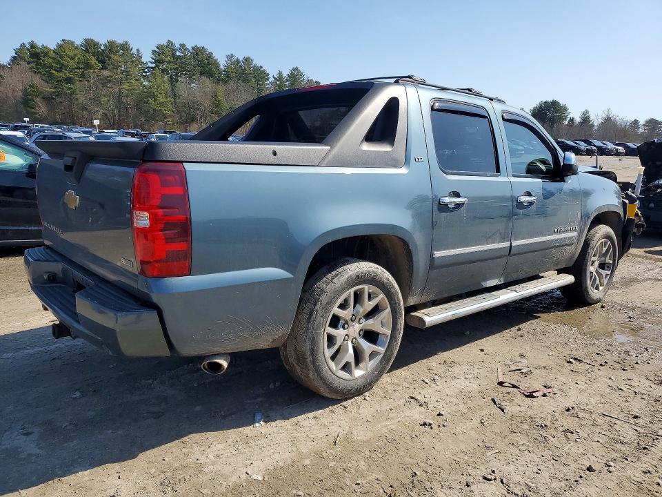 2011 Chevrolet Avalanche LTZ