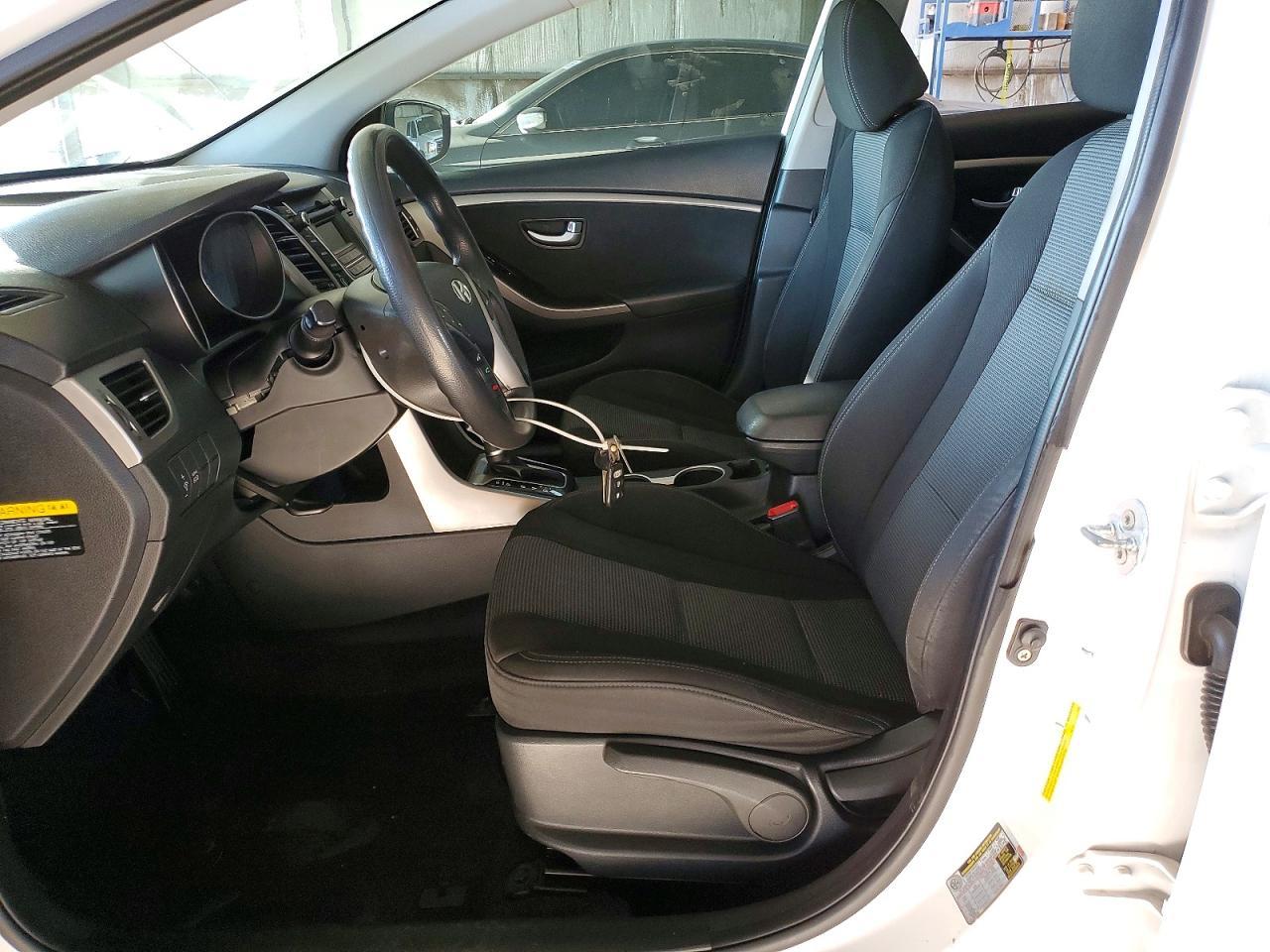 2016 Hyundai Elantra gt Base