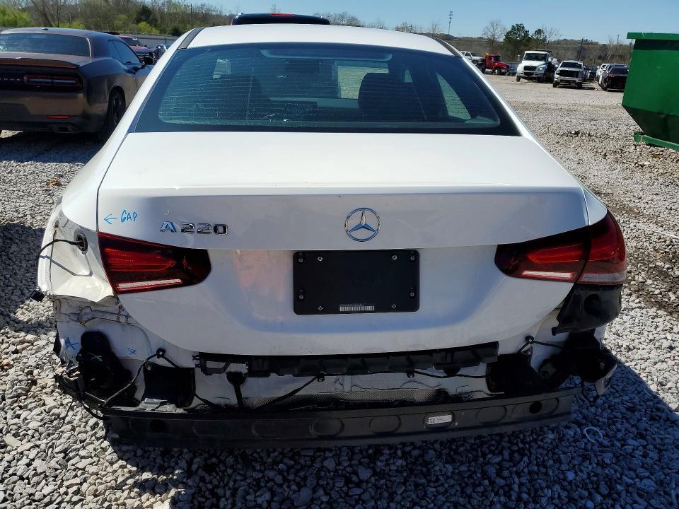 2019 Mercedes-Benz A 220