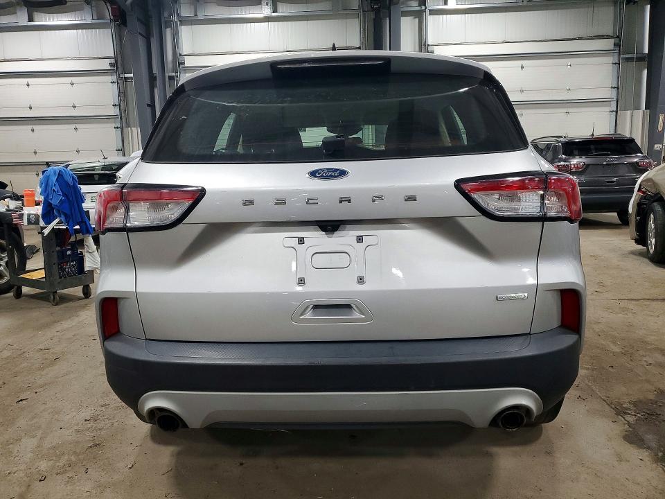 2020 Ford Escape s