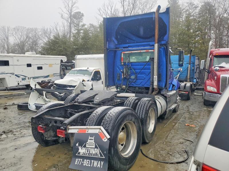 2016 International Prostar Semi Truck