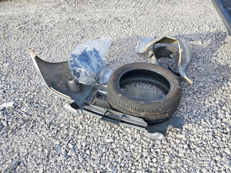 2004 Nissan Frontier Standard