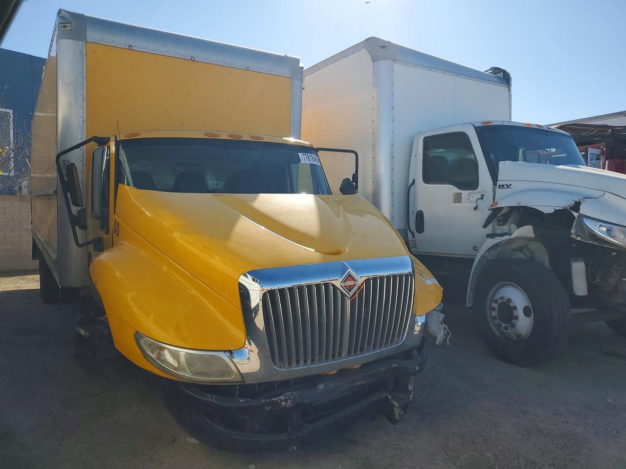 2018 International 4300 BOX Truck