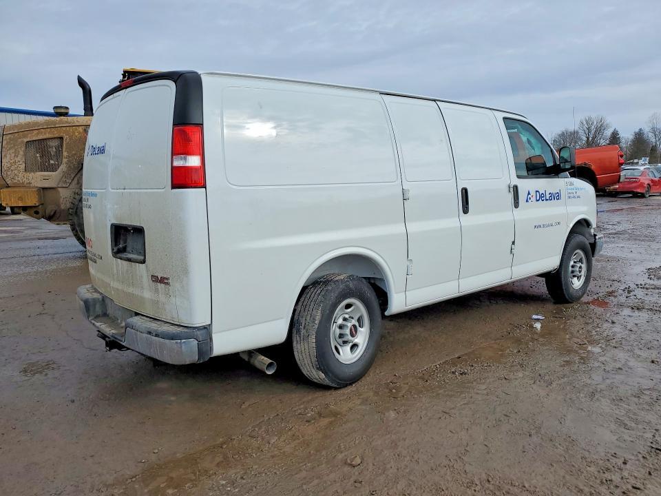 2025 GMC Savana 3500 Cargo Utility / Service van