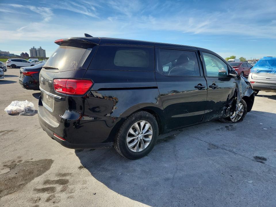 2021 KIA Sedona lx
