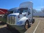 2016 Peterbilt Tractor 2016 Peterbilt 579 Semi Truck
