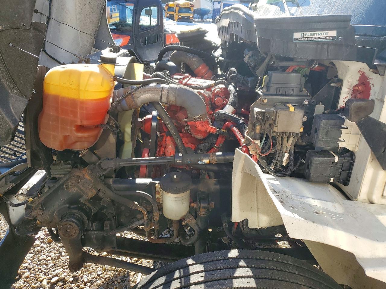 2020 International MV607 BOX Truck