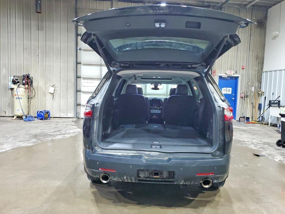 2021 Chevrolet Traverse lt
