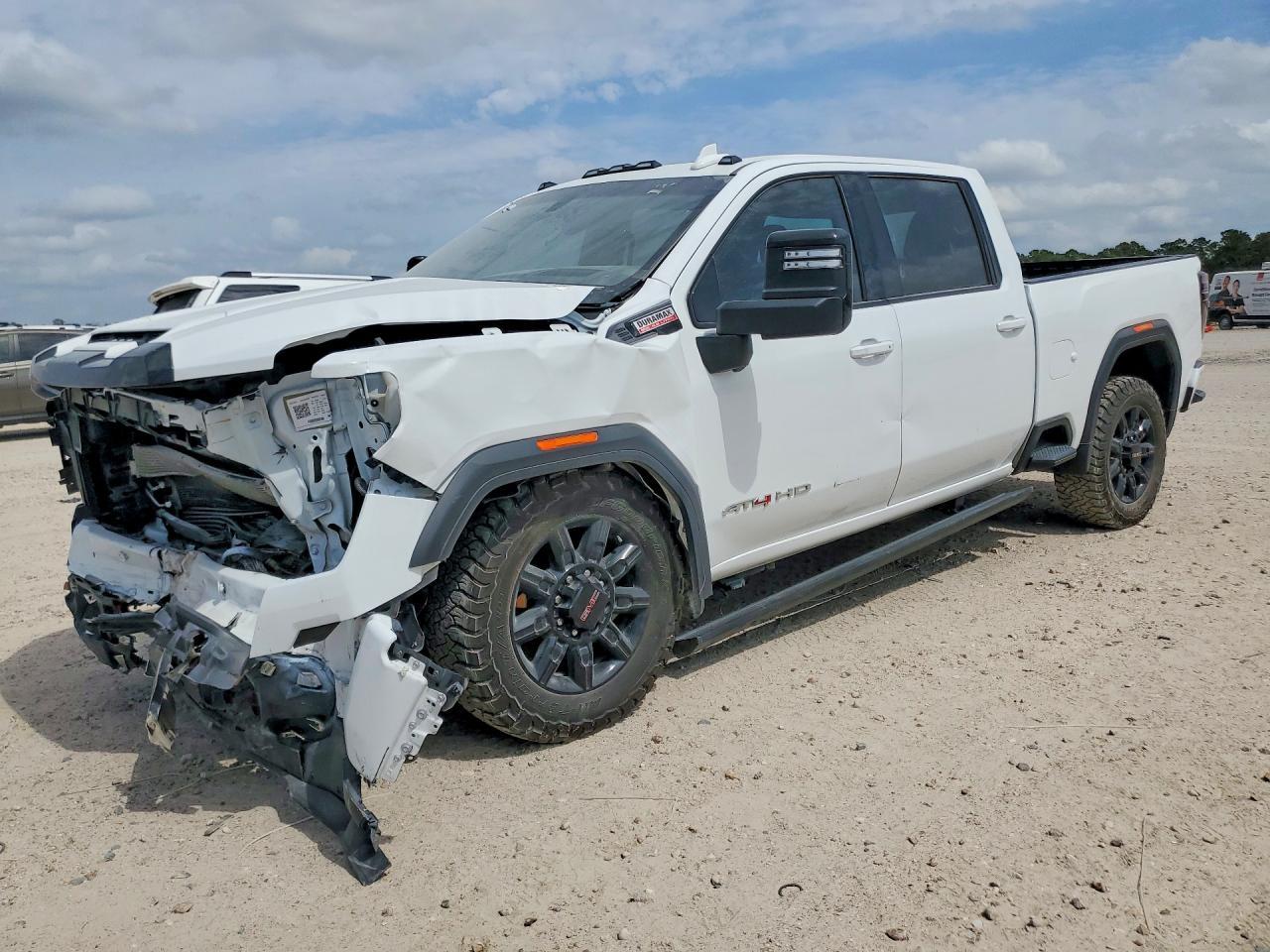2024 GMC Sierra K2500 AT4
