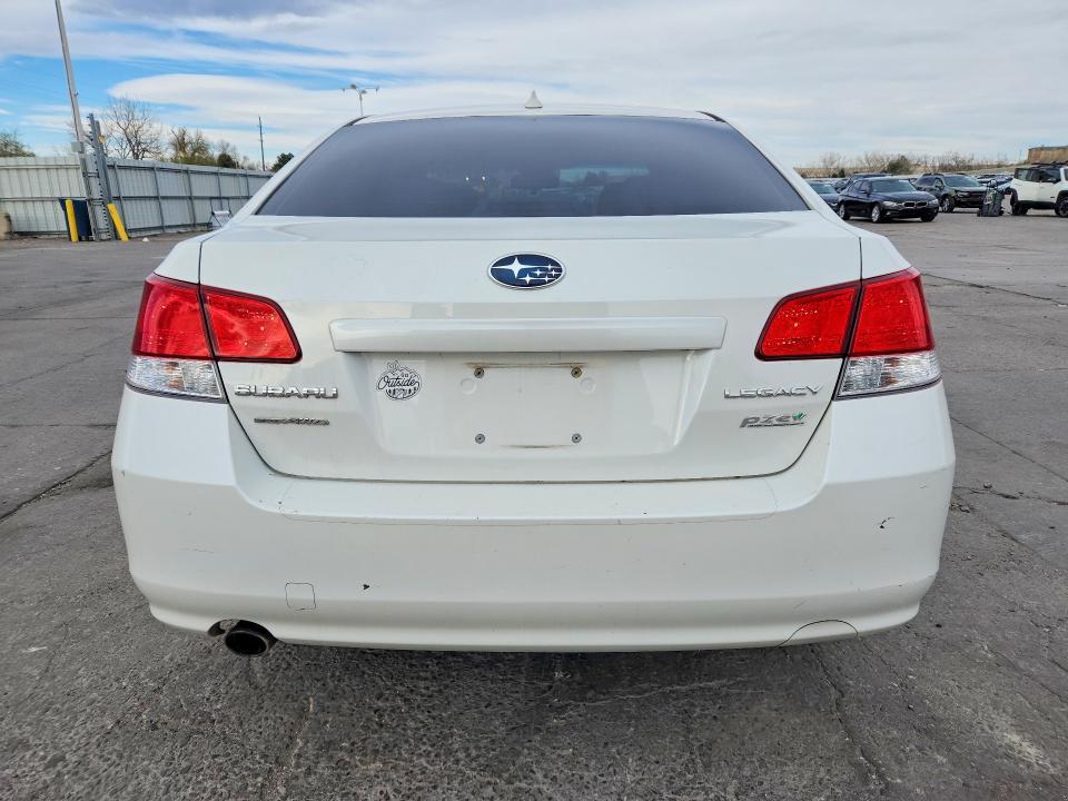 2014 Subaru Legacy 2.5i Premium