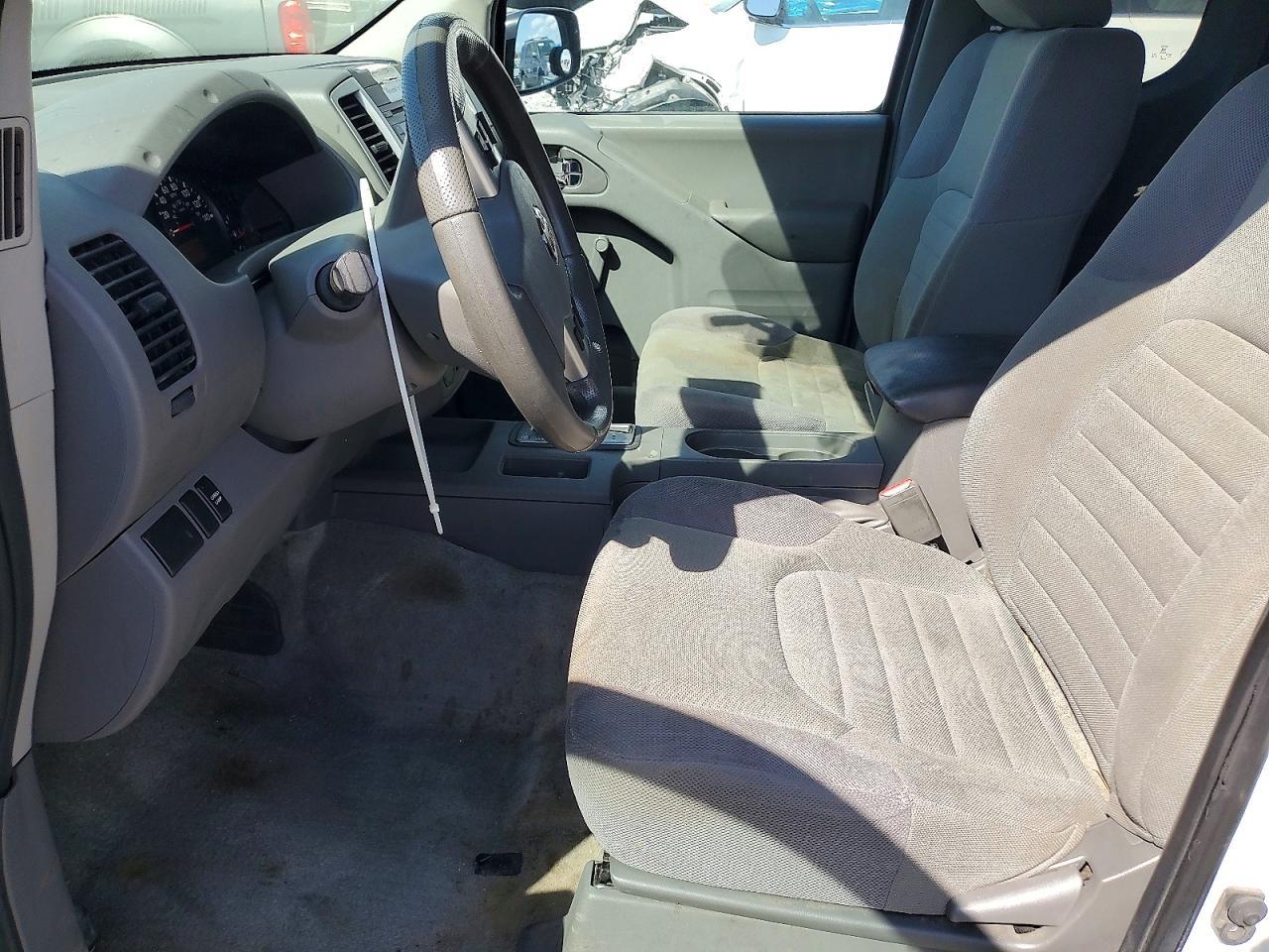 2016 Nissan Frontier S