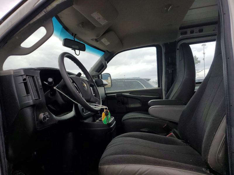 2022 Chev Rolet Express 2500 Cargo Delivery van