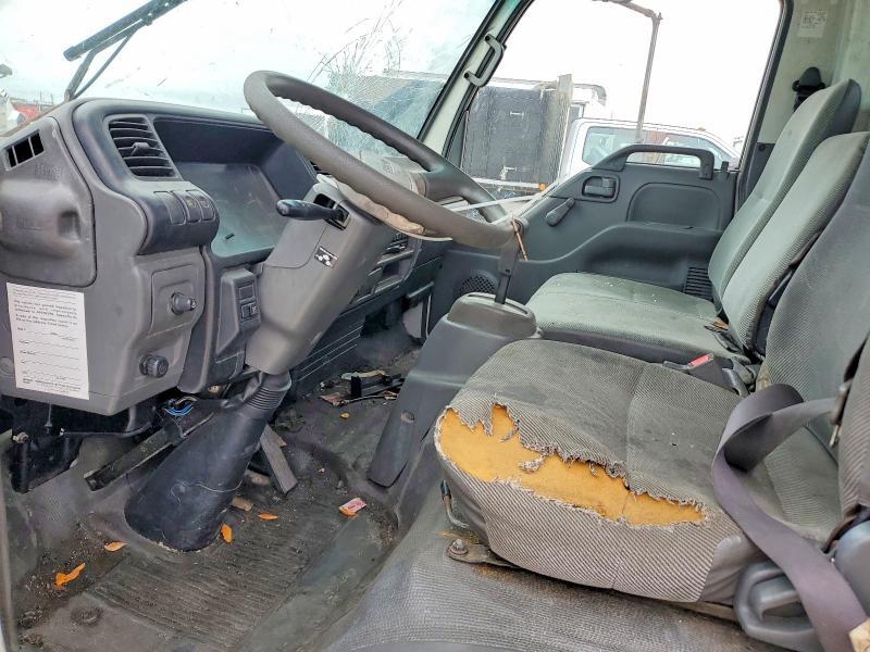 2003 Isuzu NPR-HD BOX Truck