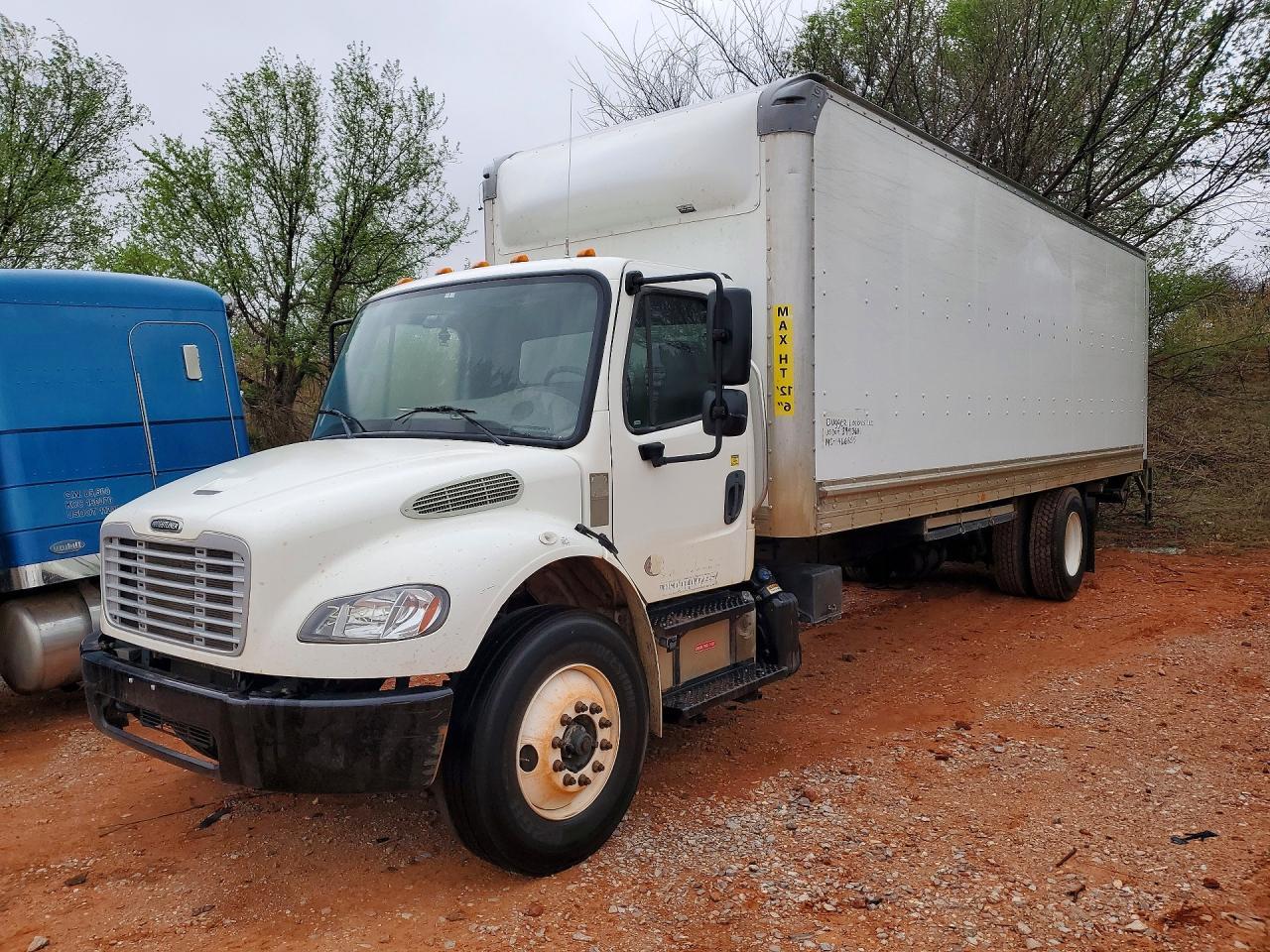 2020 Freigliner 2020 Freightliner Business Class M2 BOX Truck