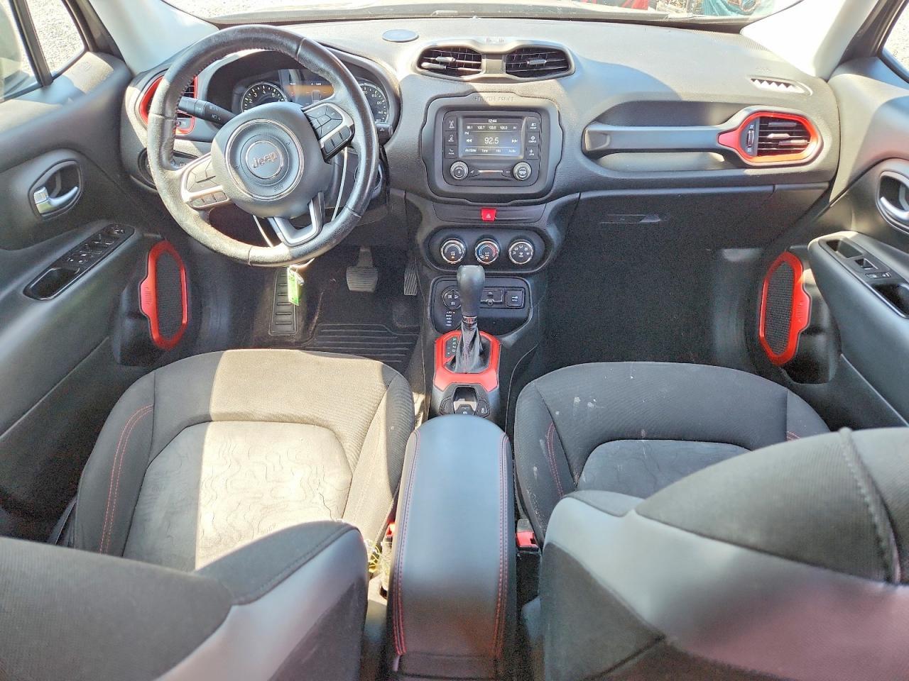 2017 Jeep Renegade Trailhawk