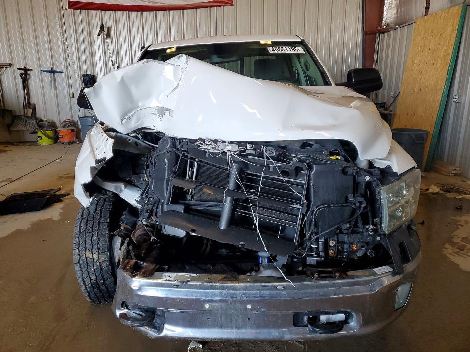 2013 Dodge RAM 1500 SLT