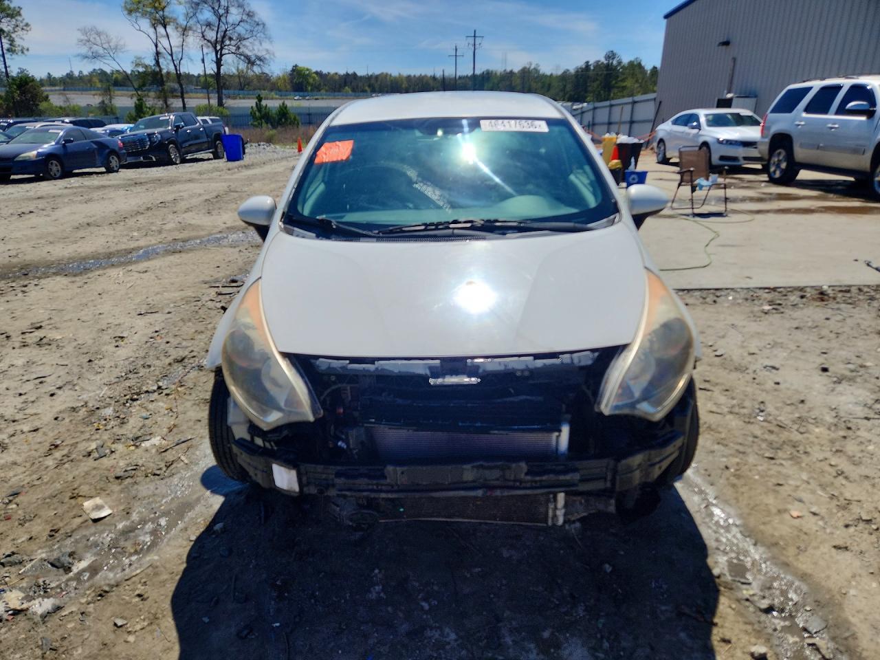 2015 KIA Rio 5-door lx